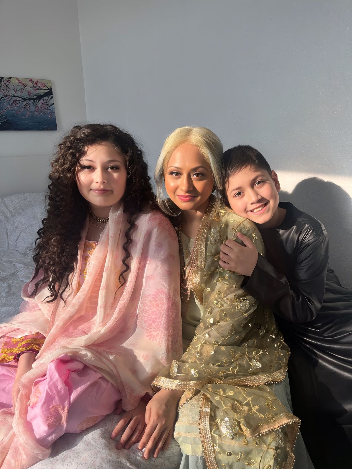 3 PEOPLE GLITTER ART PORTRAIT - NOT EVENT